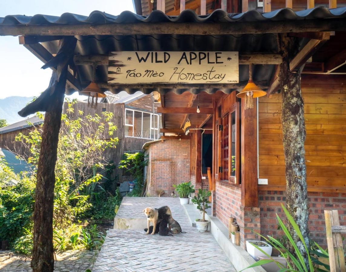 Wild Apple Homestay サパ エクステリア 写真