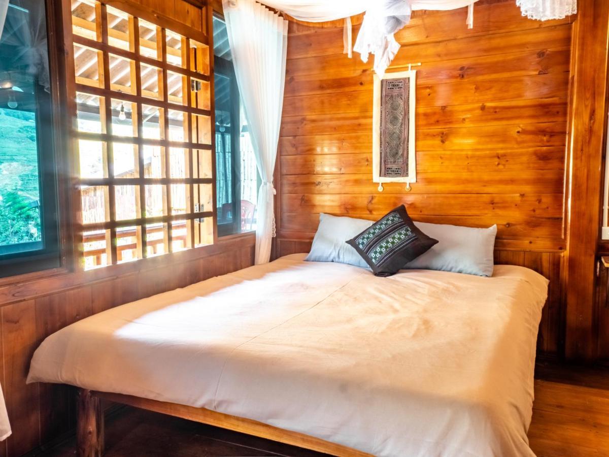 Wild Apple Homestay サパ エクステリア 写真